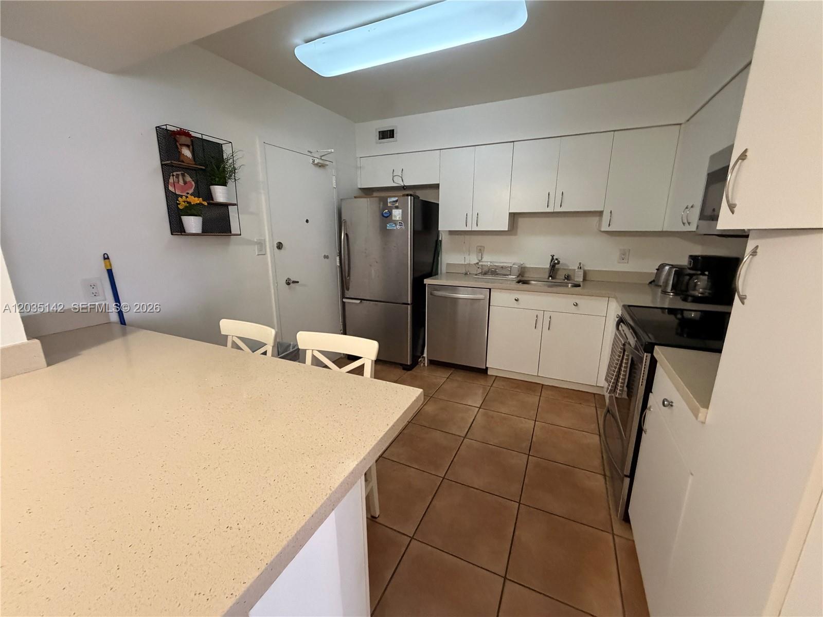 5161 Collins Ave # 310