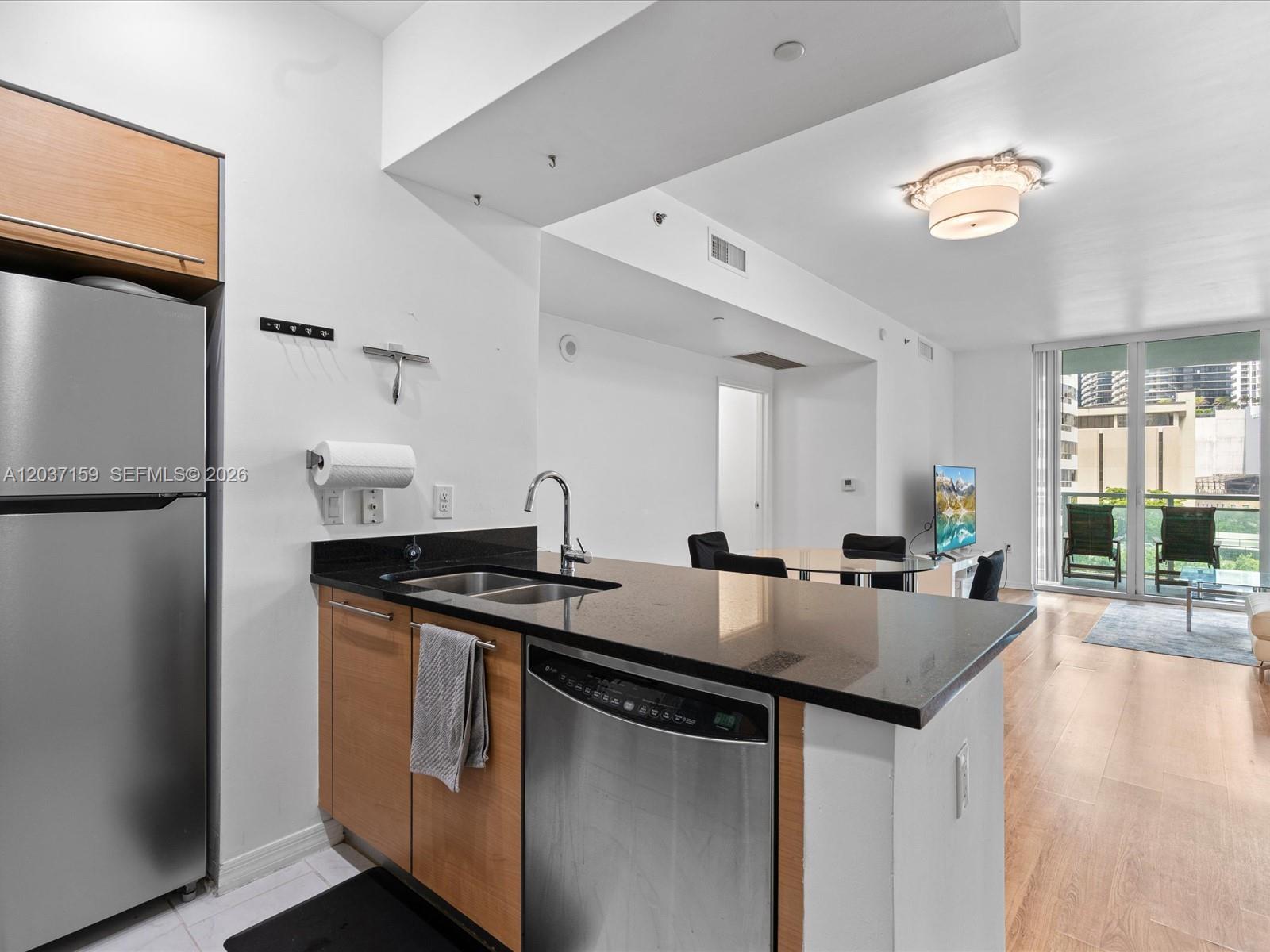 950 Brickell Bay Dr # 501