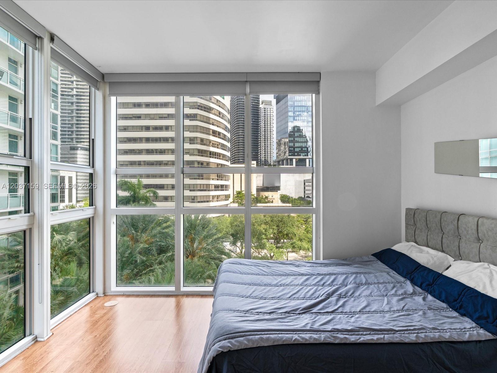 950 Brickell Bay Dr # 501