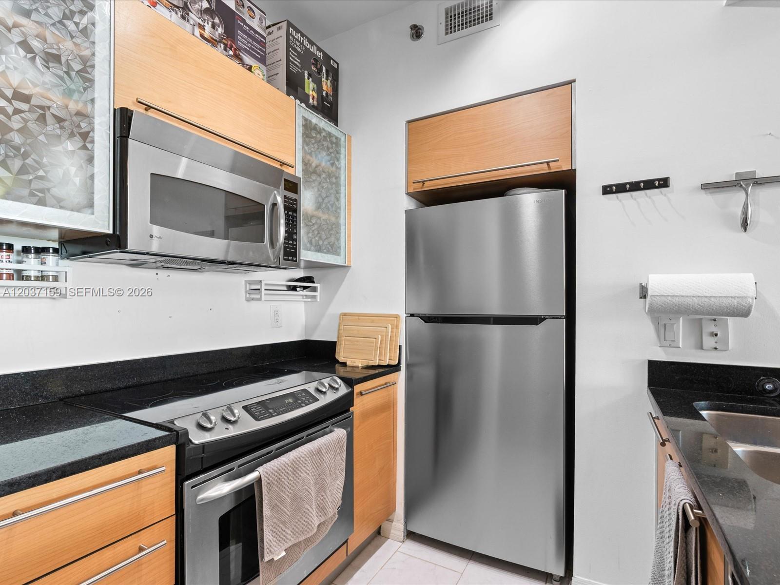950 Brickell Bay Dr # 501