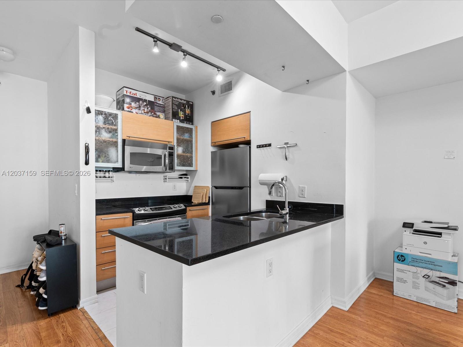 950 Brickell Bay Dr # 501