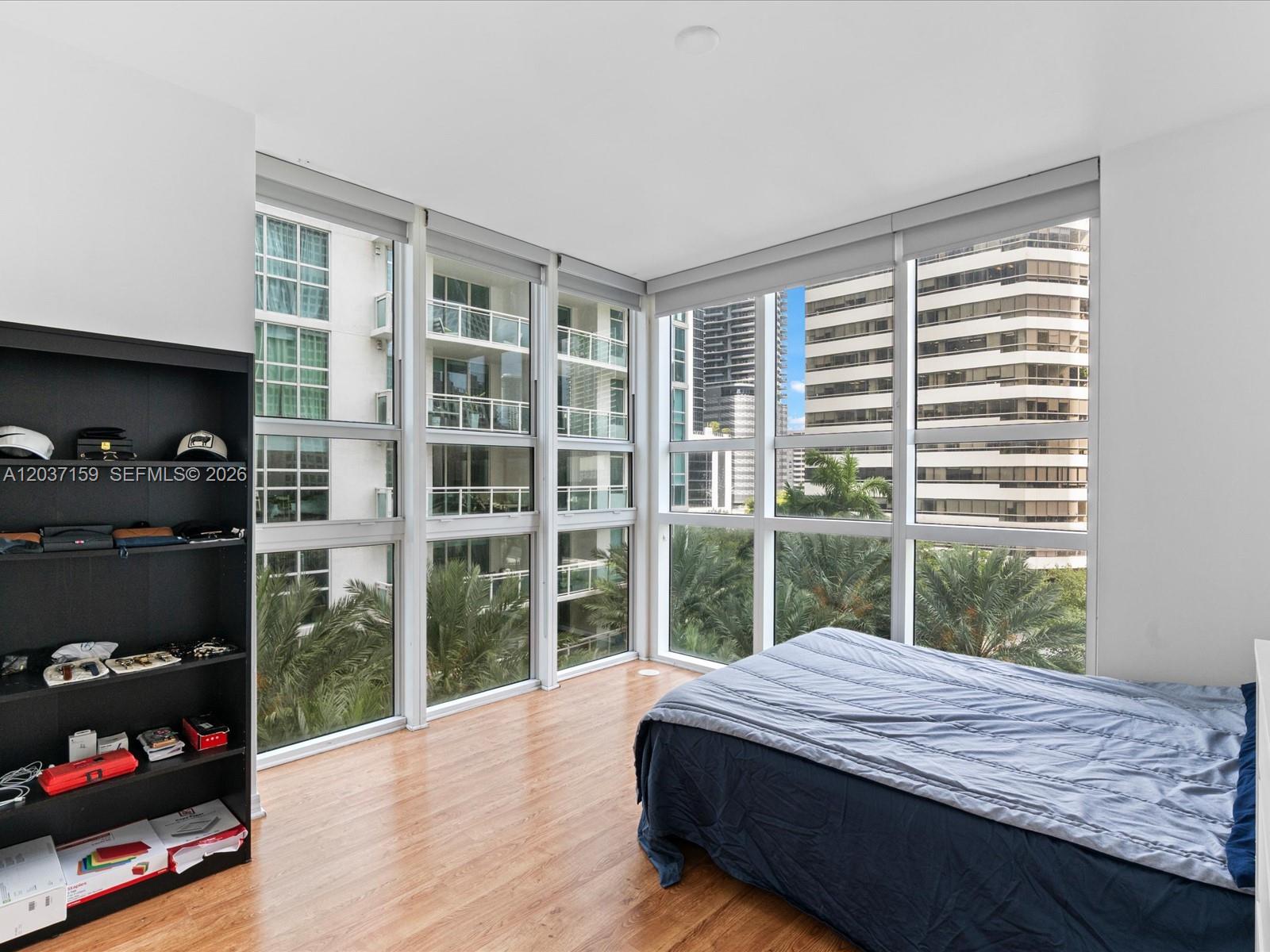 950 Brickell Bay Dr # 501