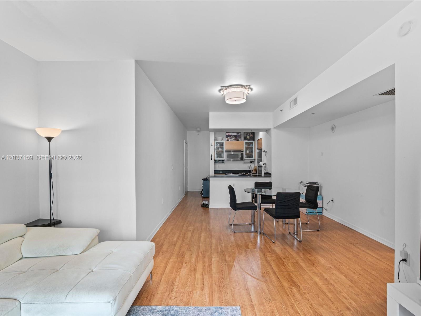 950 Brickell Bay Dr # 501