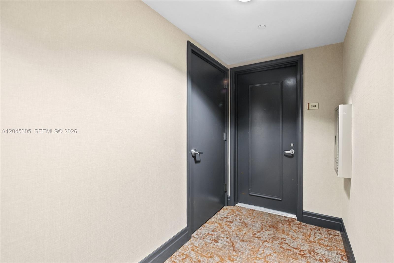 1050 Brickell Ave # 3314