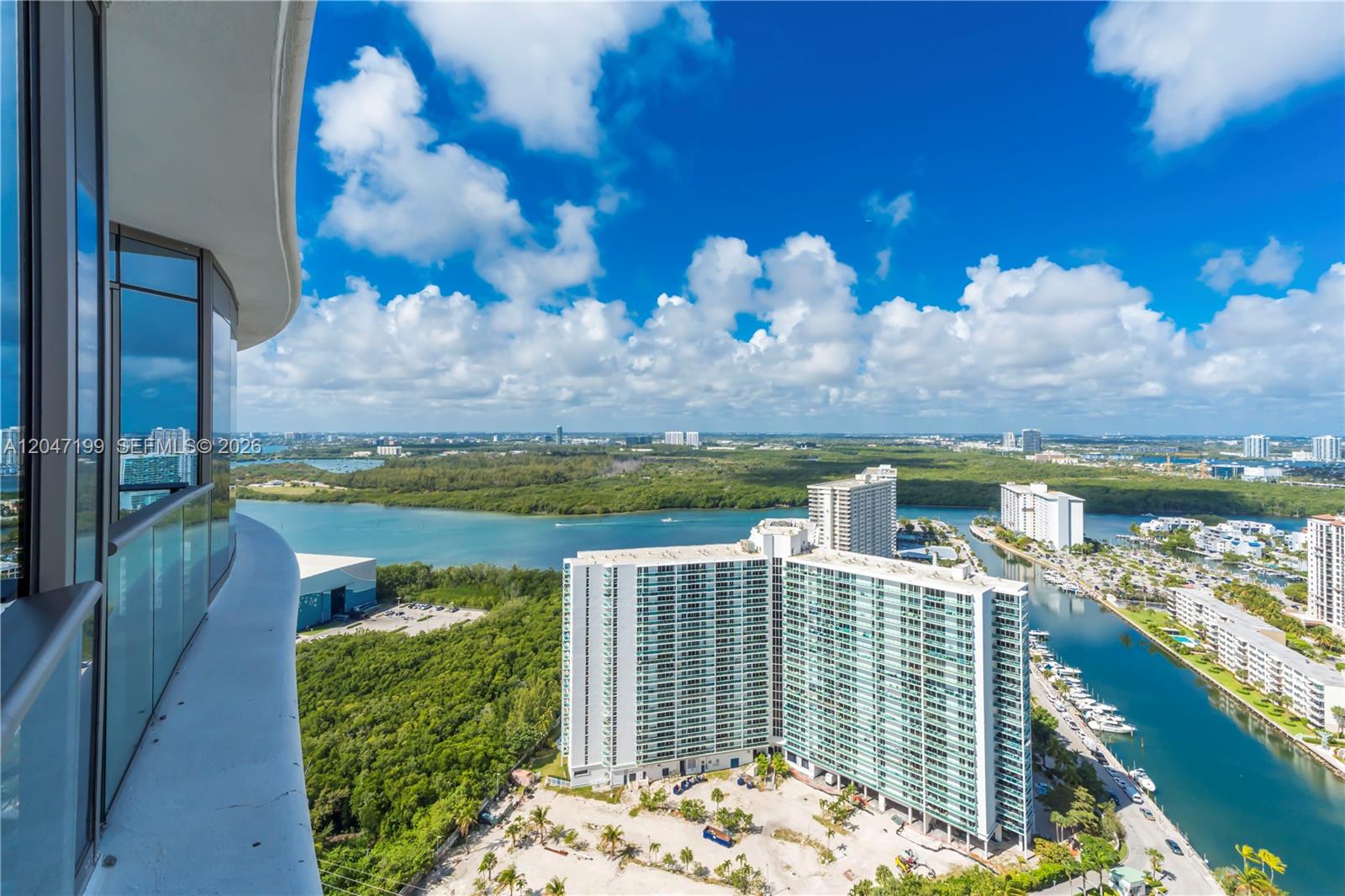 15701 Collins Ave # 2903