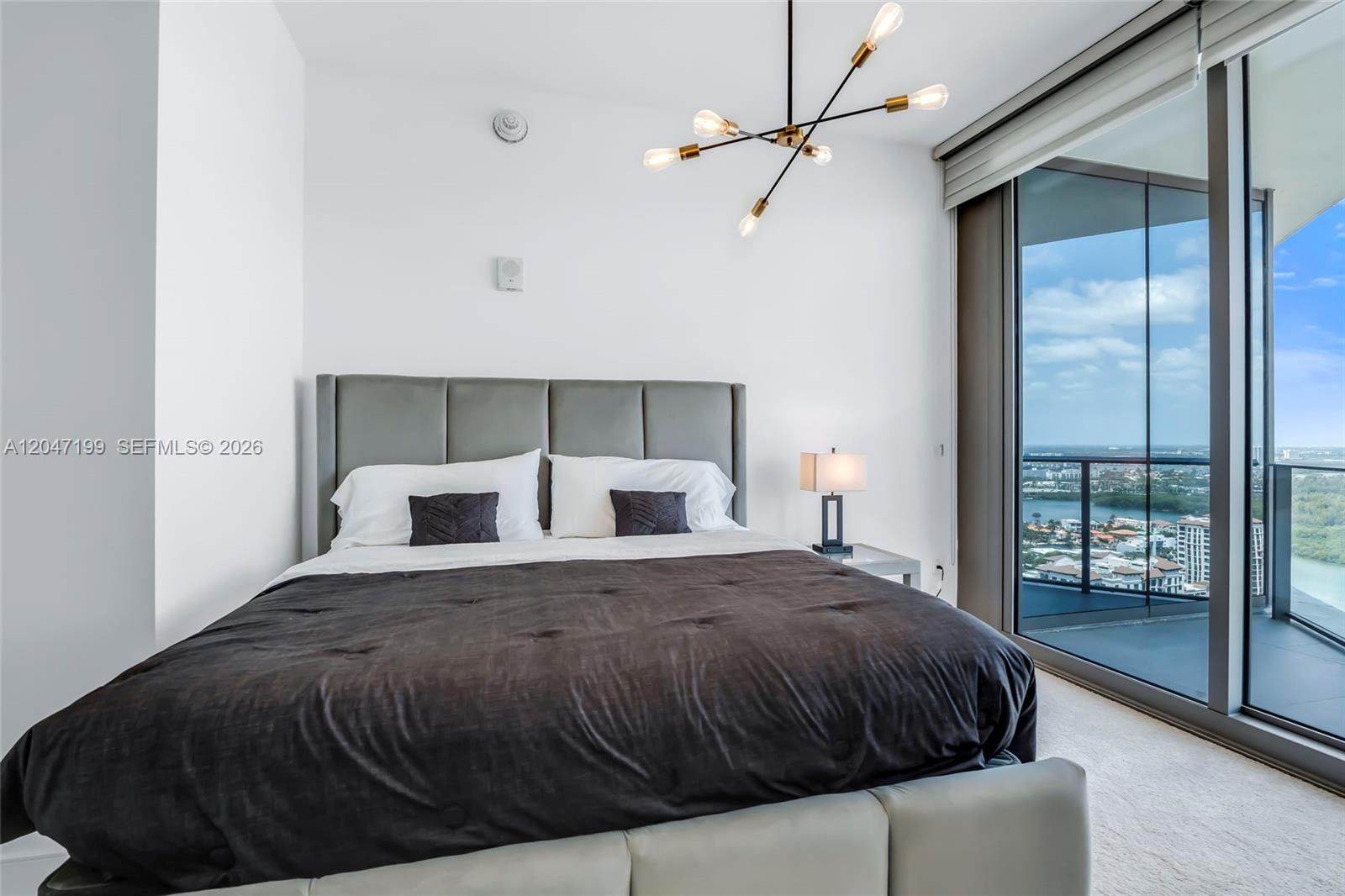 15701 Collins Ave # 2903