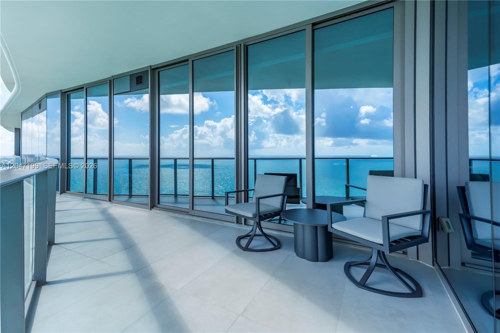 15701 Collins Ave # 2903