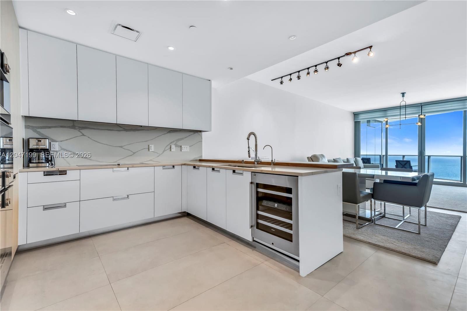 15701 Collins Ave # 2903