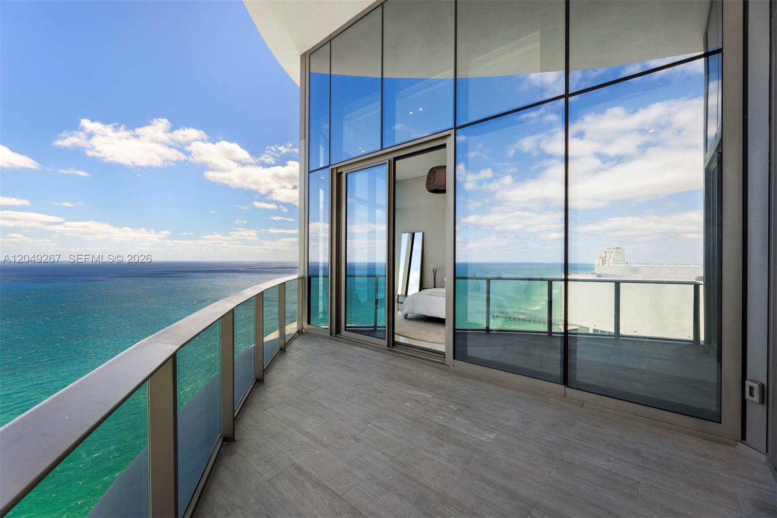 15701 Collins Ave # 4701