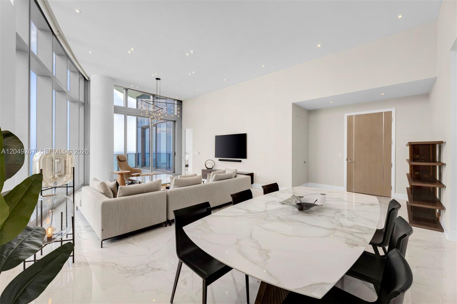 15701 Collins Ave # 4701