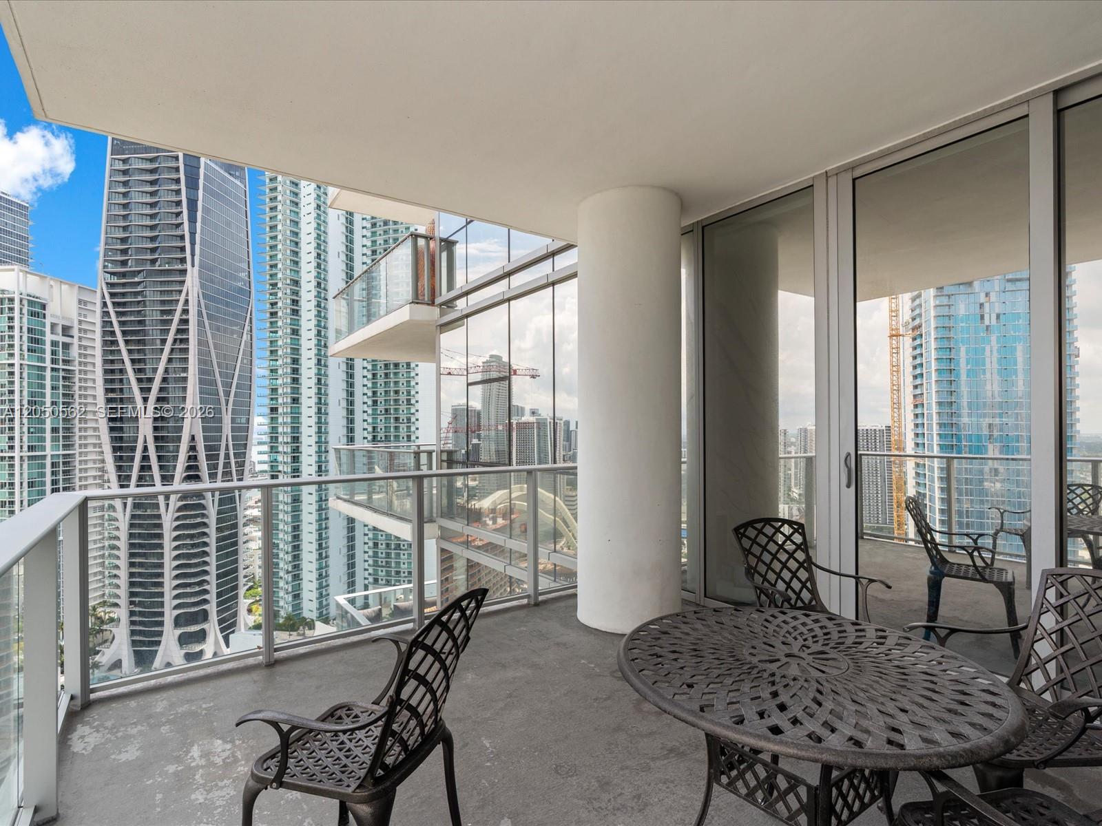 851 NE 1st Ave # 3000