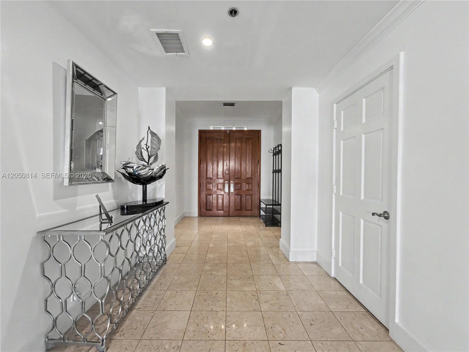 2124 Fisher Island Dr # 2124