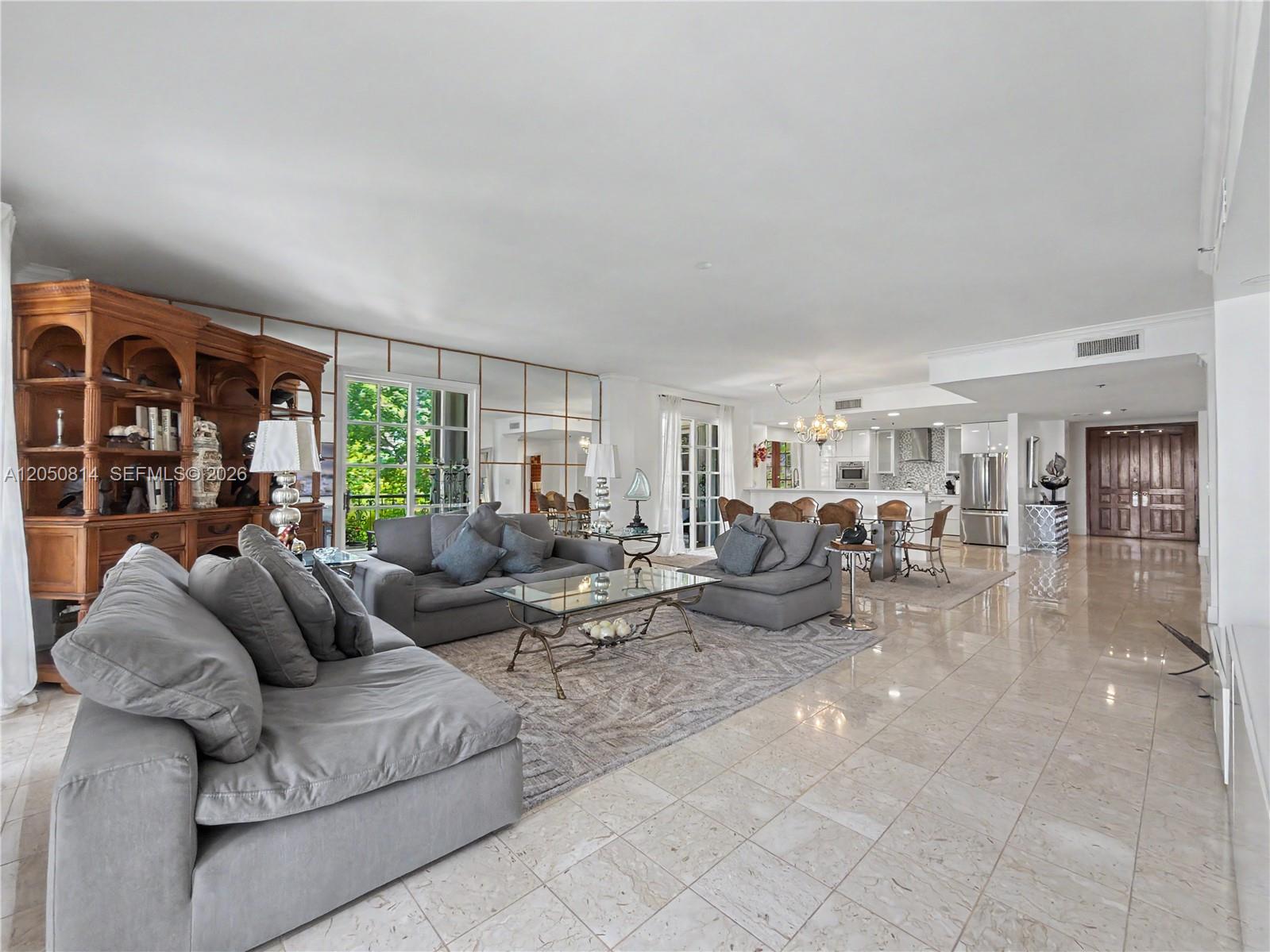 2124 Fisher Island Dr # 2124