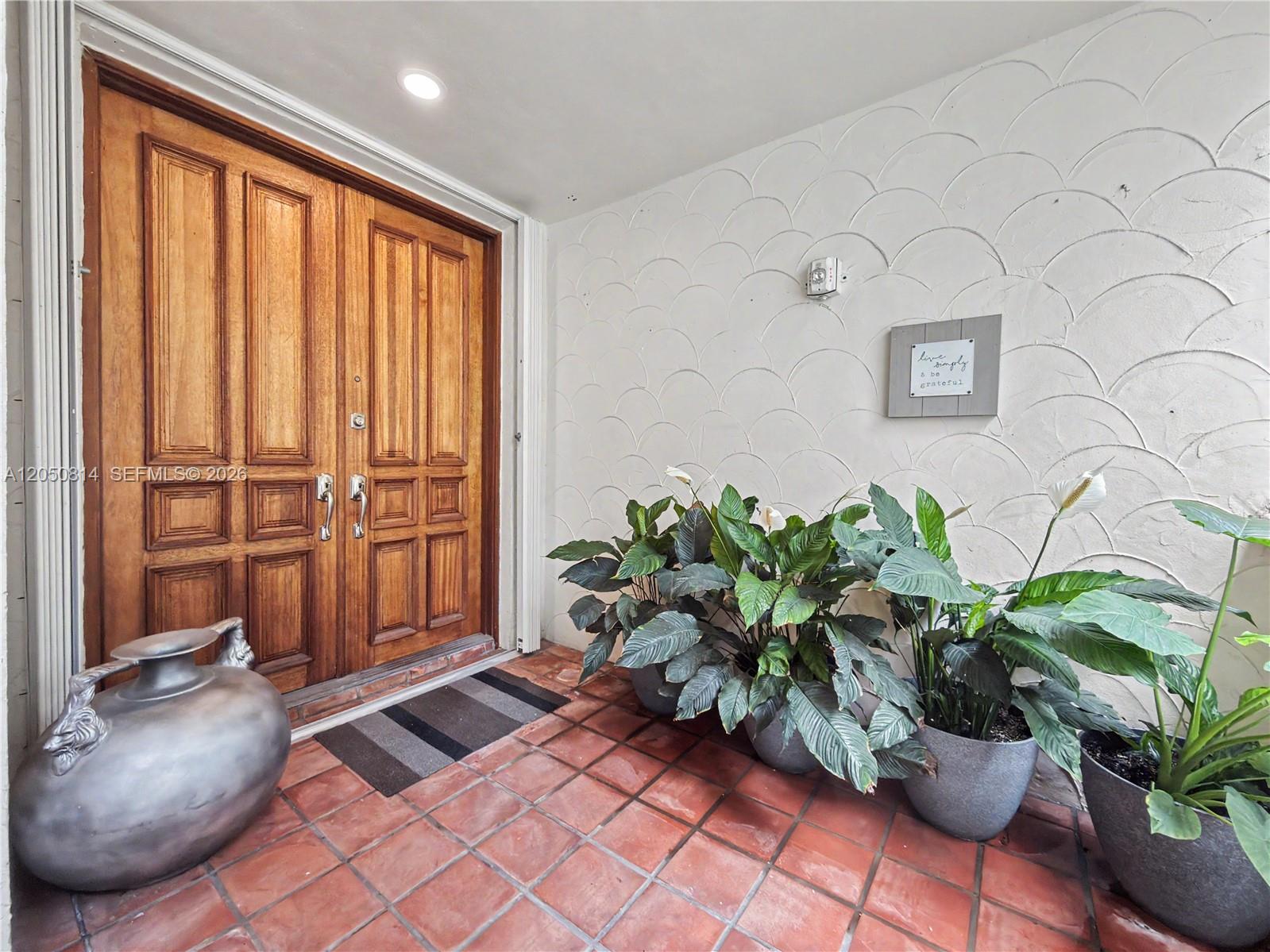 2124 Fisher Island Dr # 2124