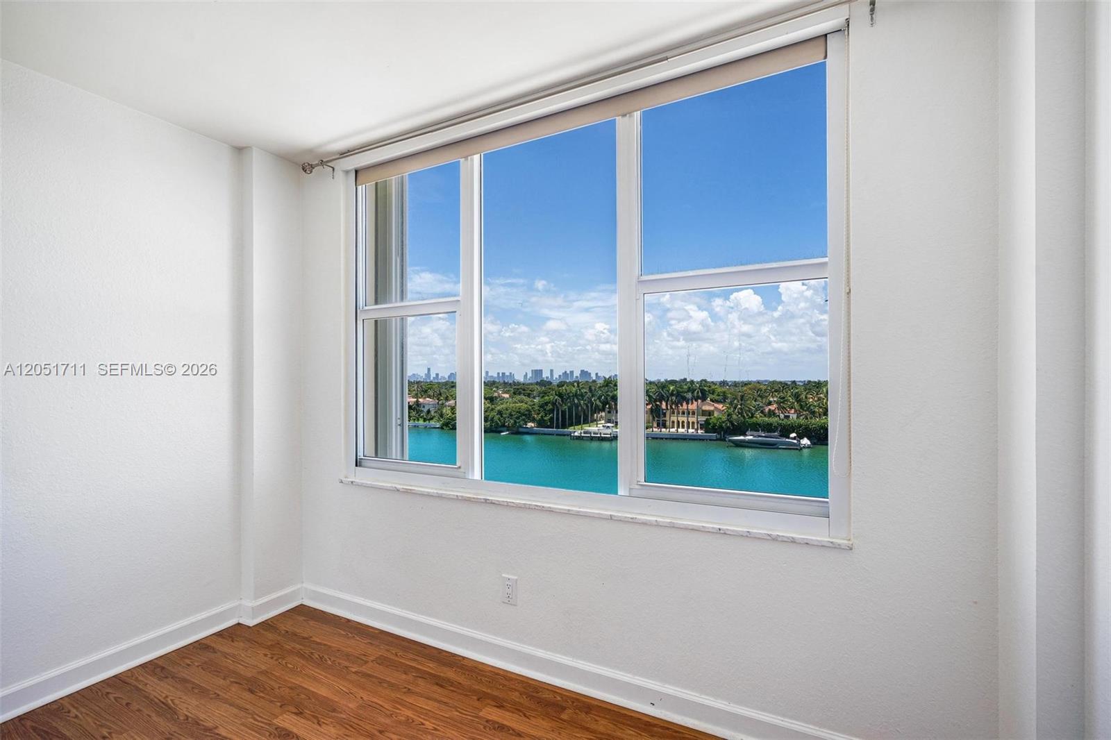 5600 Collins Ave # 7J