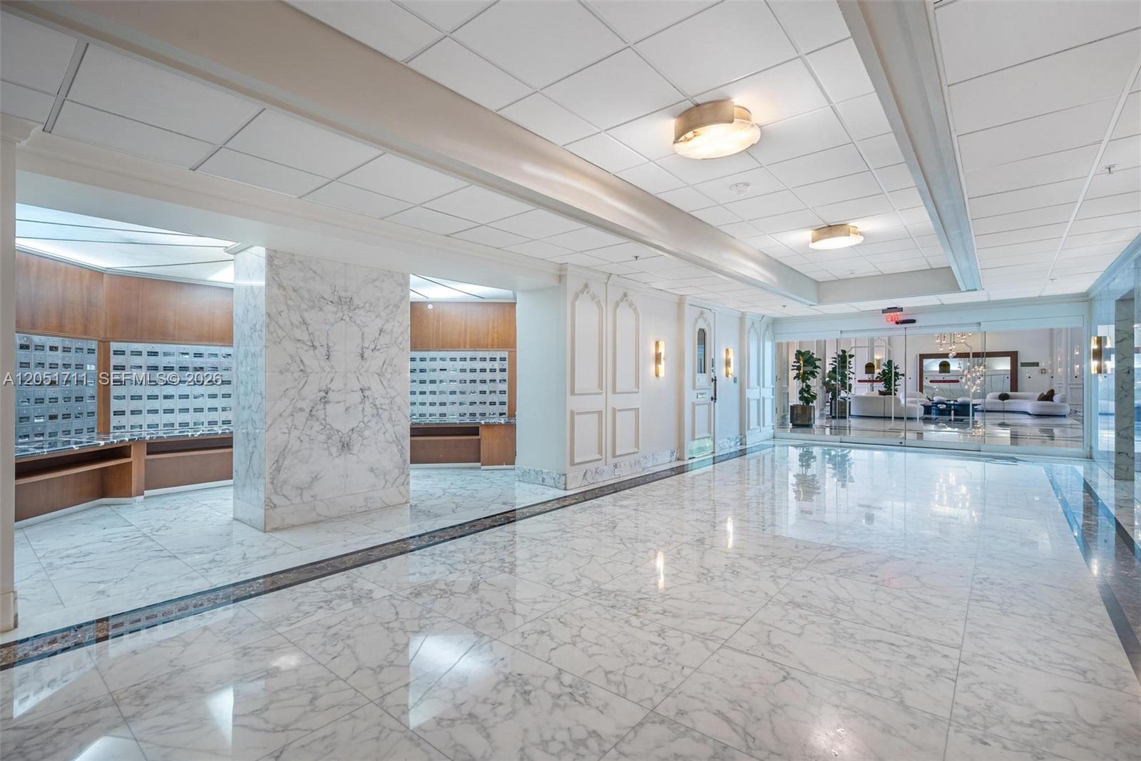 5600 Collins Ave # 7J