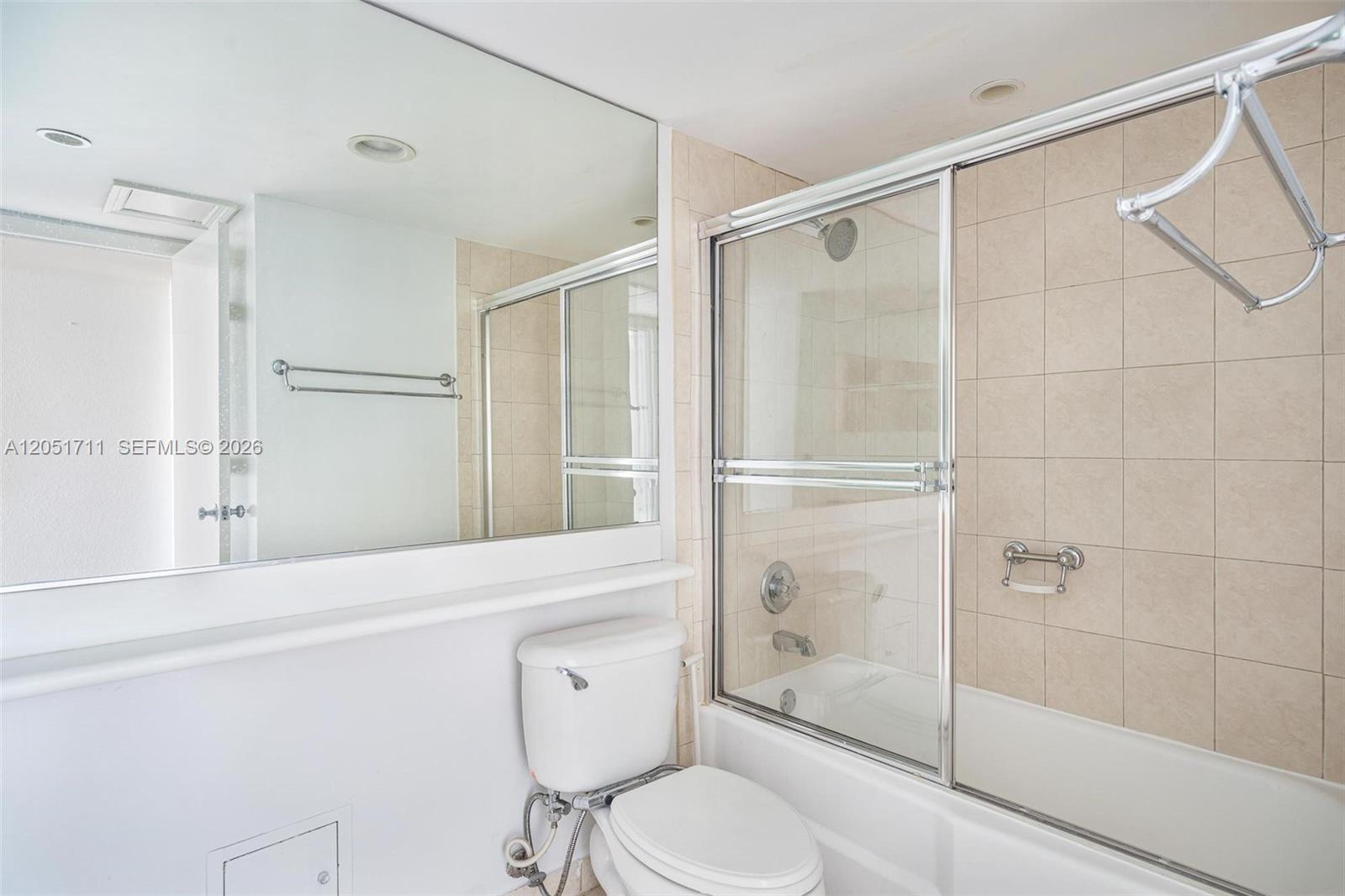 5600 Collins Ave # 7J