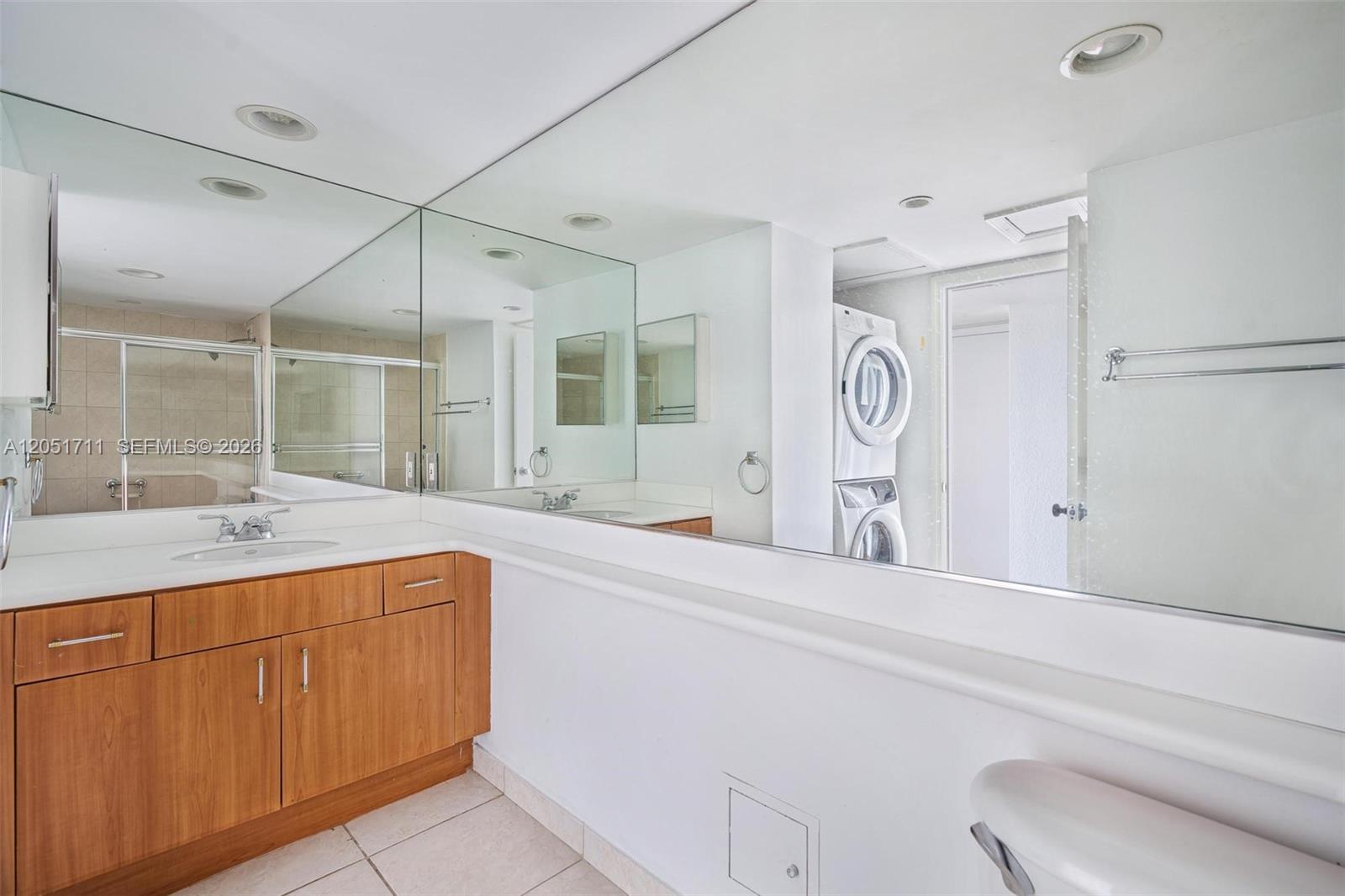 5600 Collins Ave # 7J