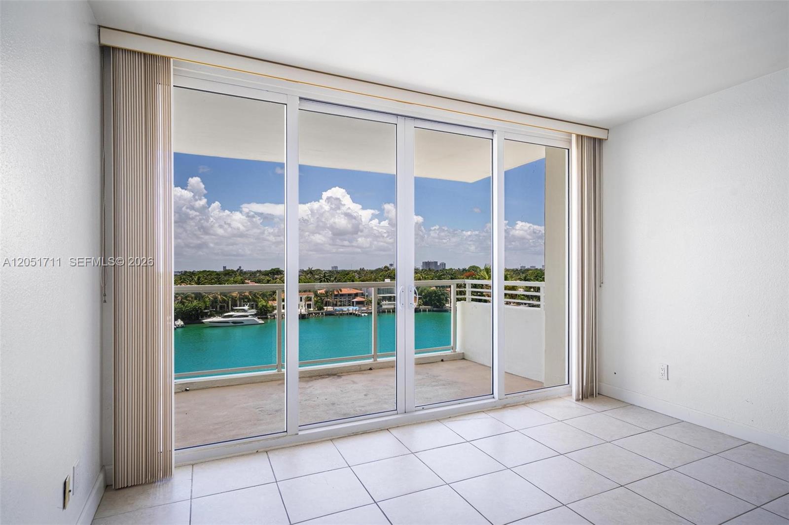 5600 Collins Ave # 7J