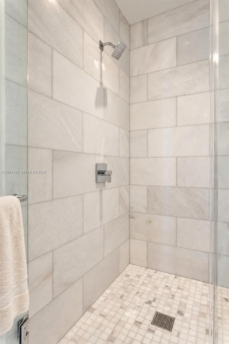 175 SE 25th Rd # 2701