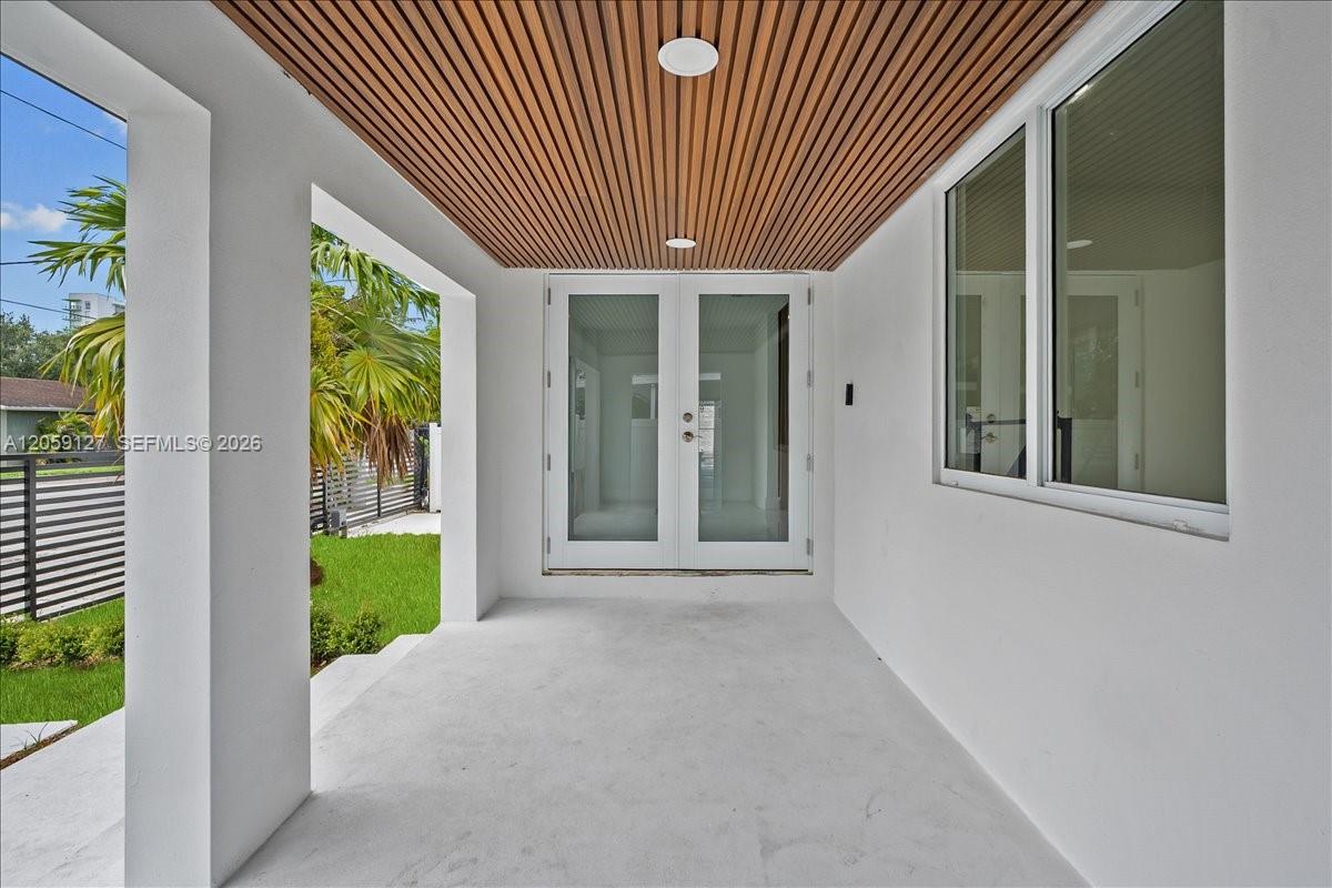 3389 NW 14th Ave