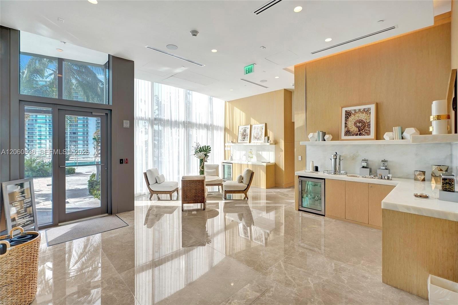 15701 Collins Ave # 4701
