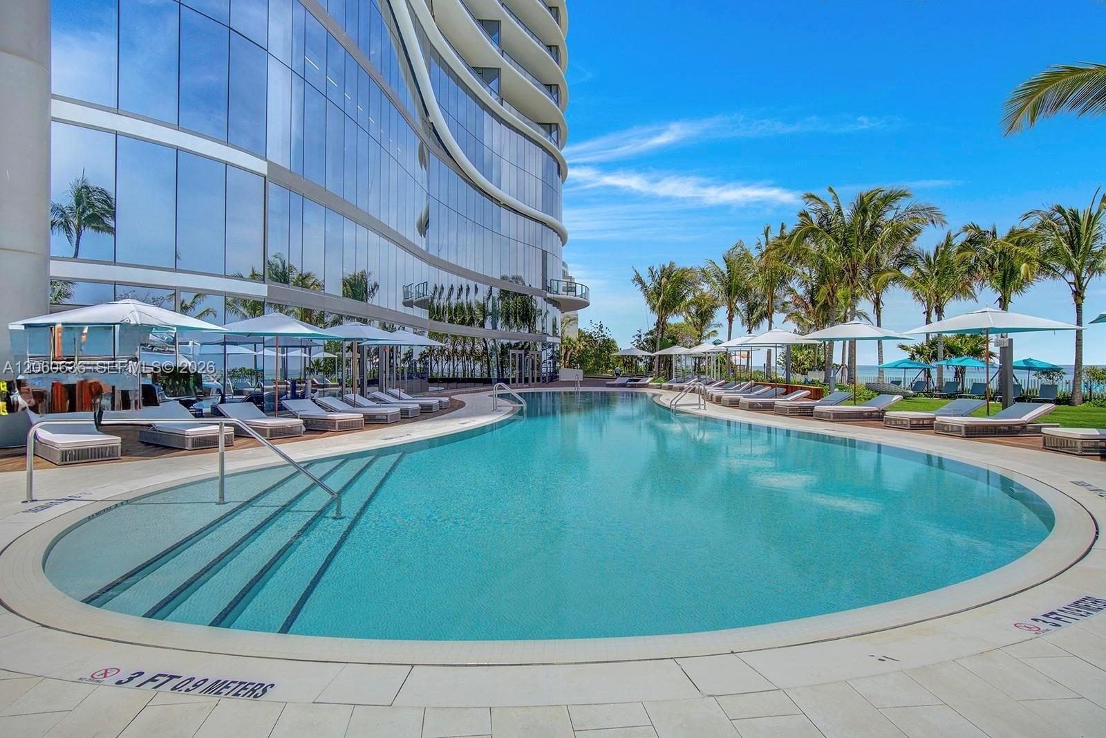 15701 Collins Ave # 4701