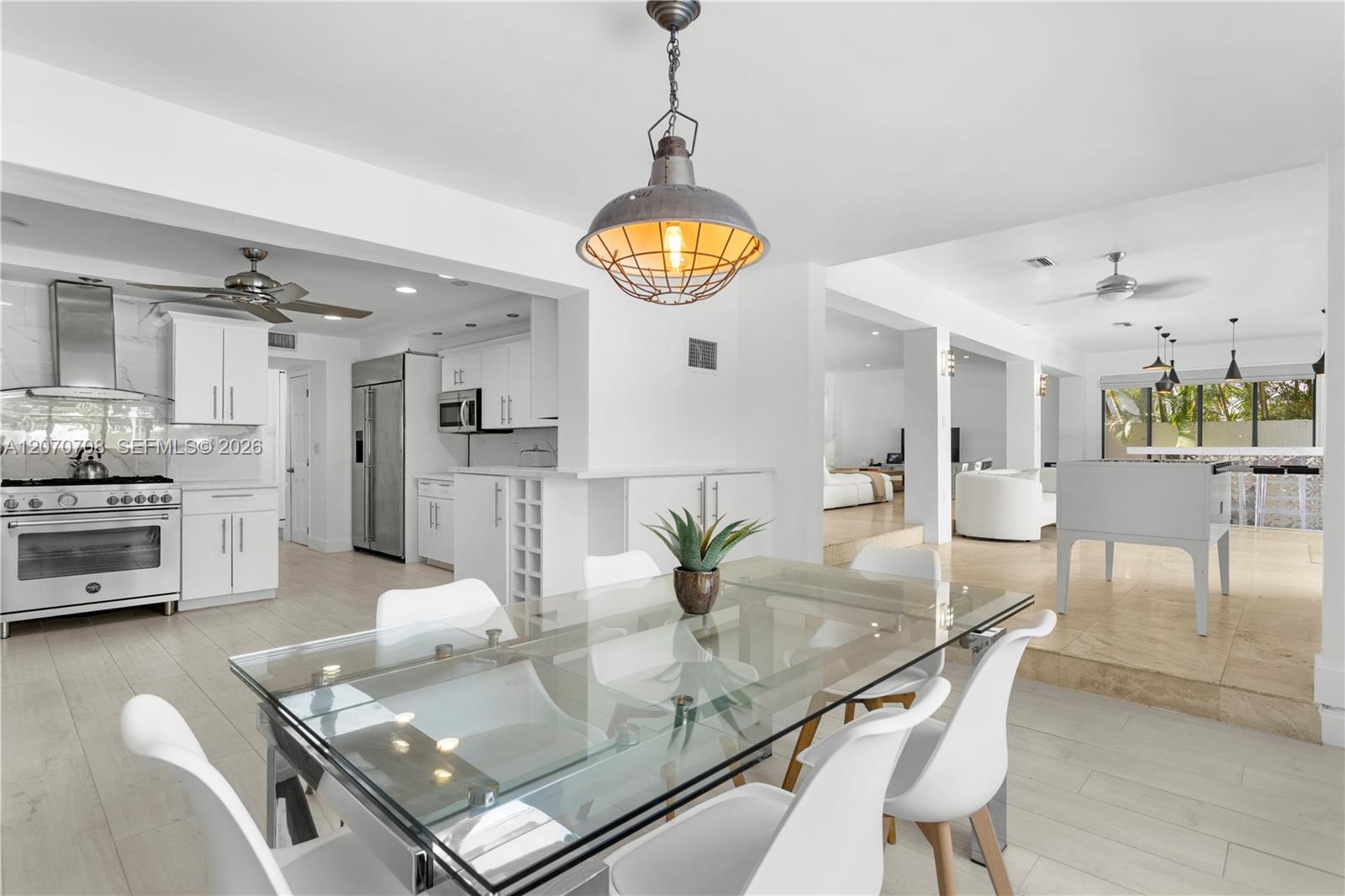 2388 Prairie Ave