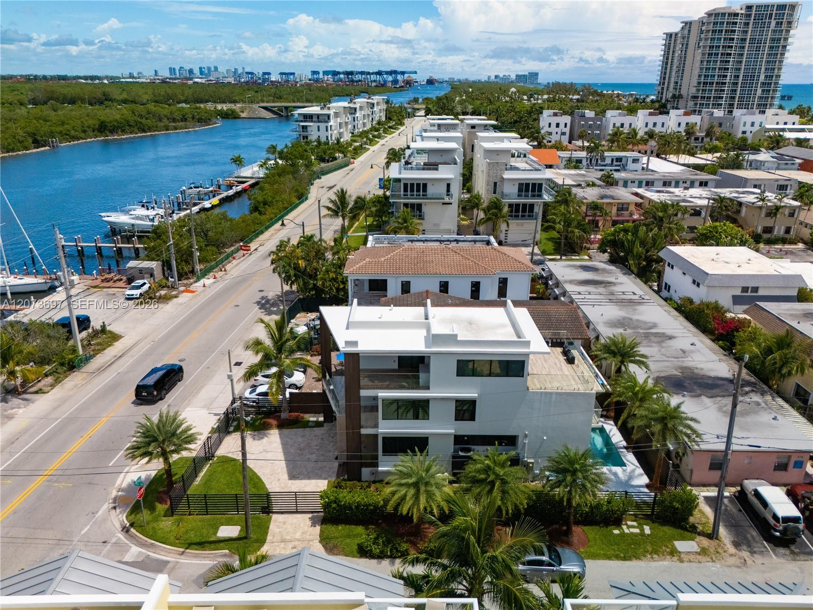 5601 N Ocean Dr
