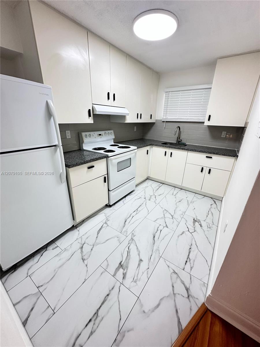2498 SW 17th Ave # 4308