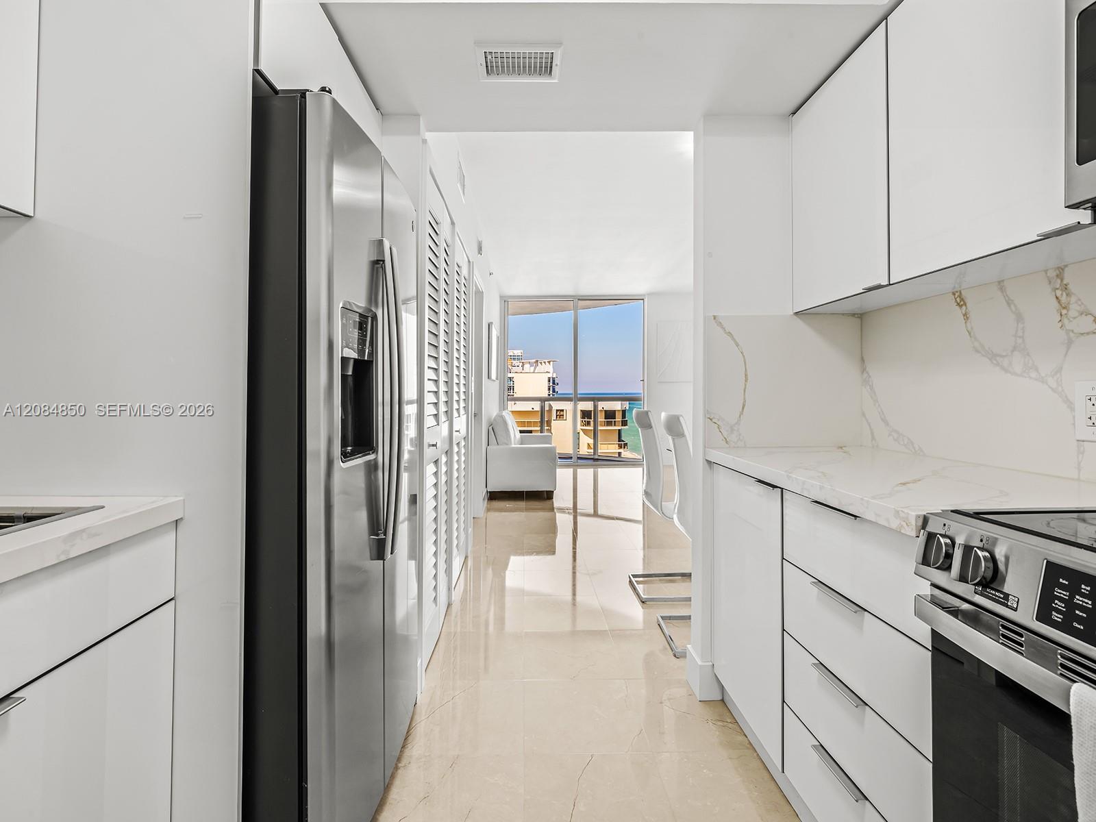 6365 Collins Ave # 1911