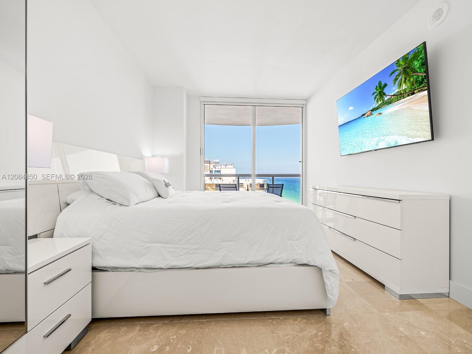 6365 Collins Ave # 1911