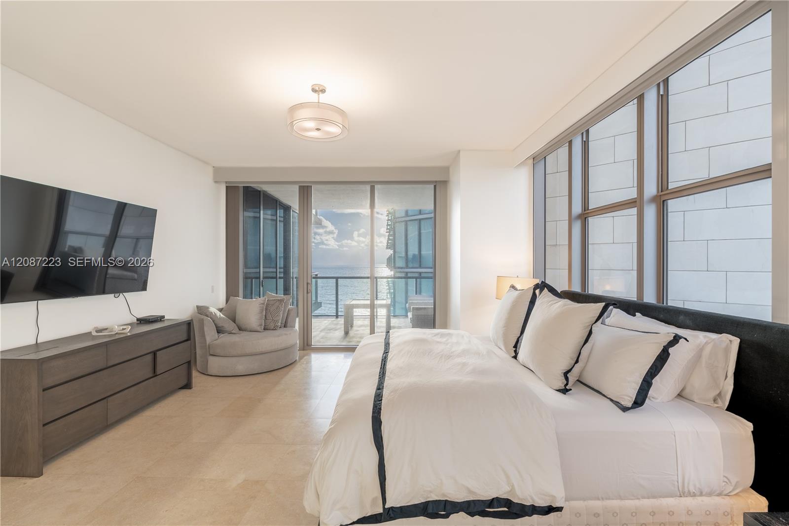 9705 Collins Ave # 1104N