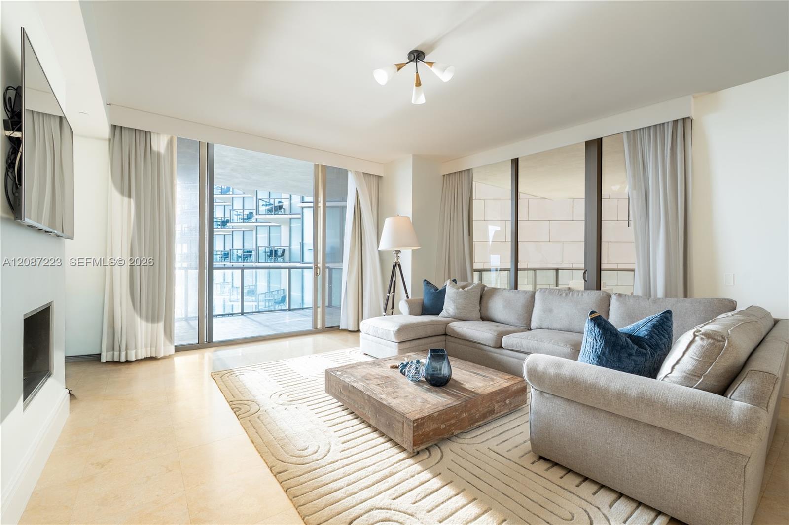 9705 Collins Ave # 1104N