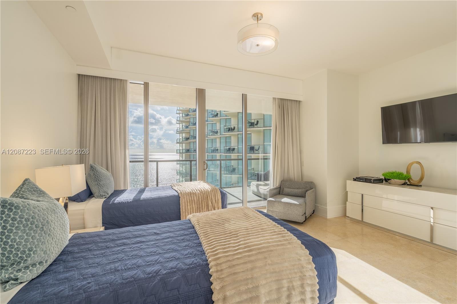9705 Collins Ave # 1104N