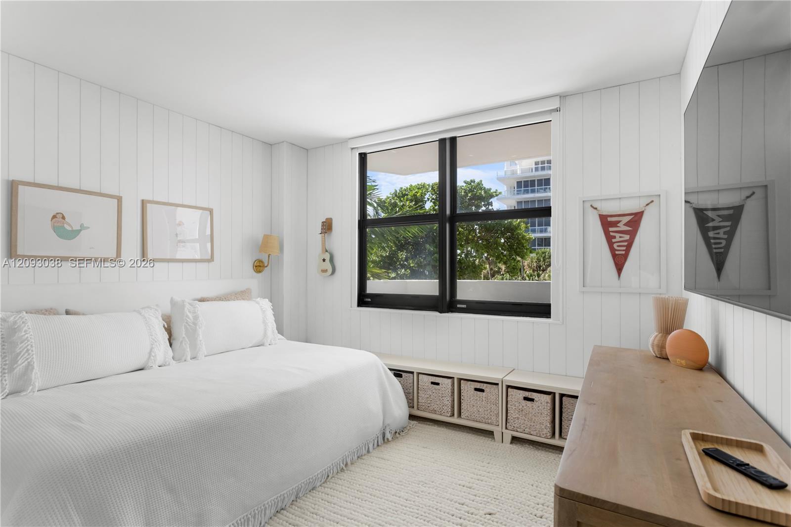 4301 Collins Ave # 207