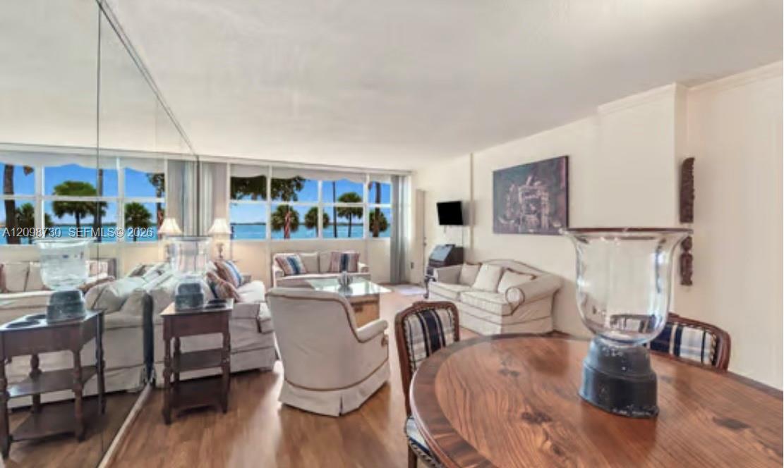 1420 Brickell Bay Dr # 202E