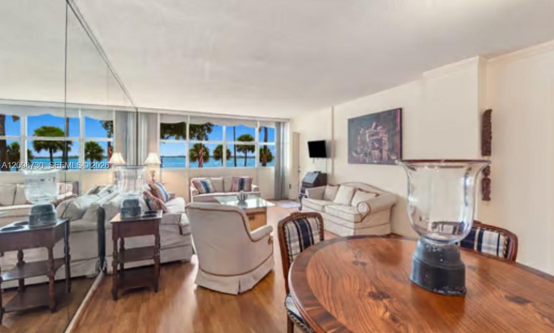 1420 Brickell Bay Dr # 202E