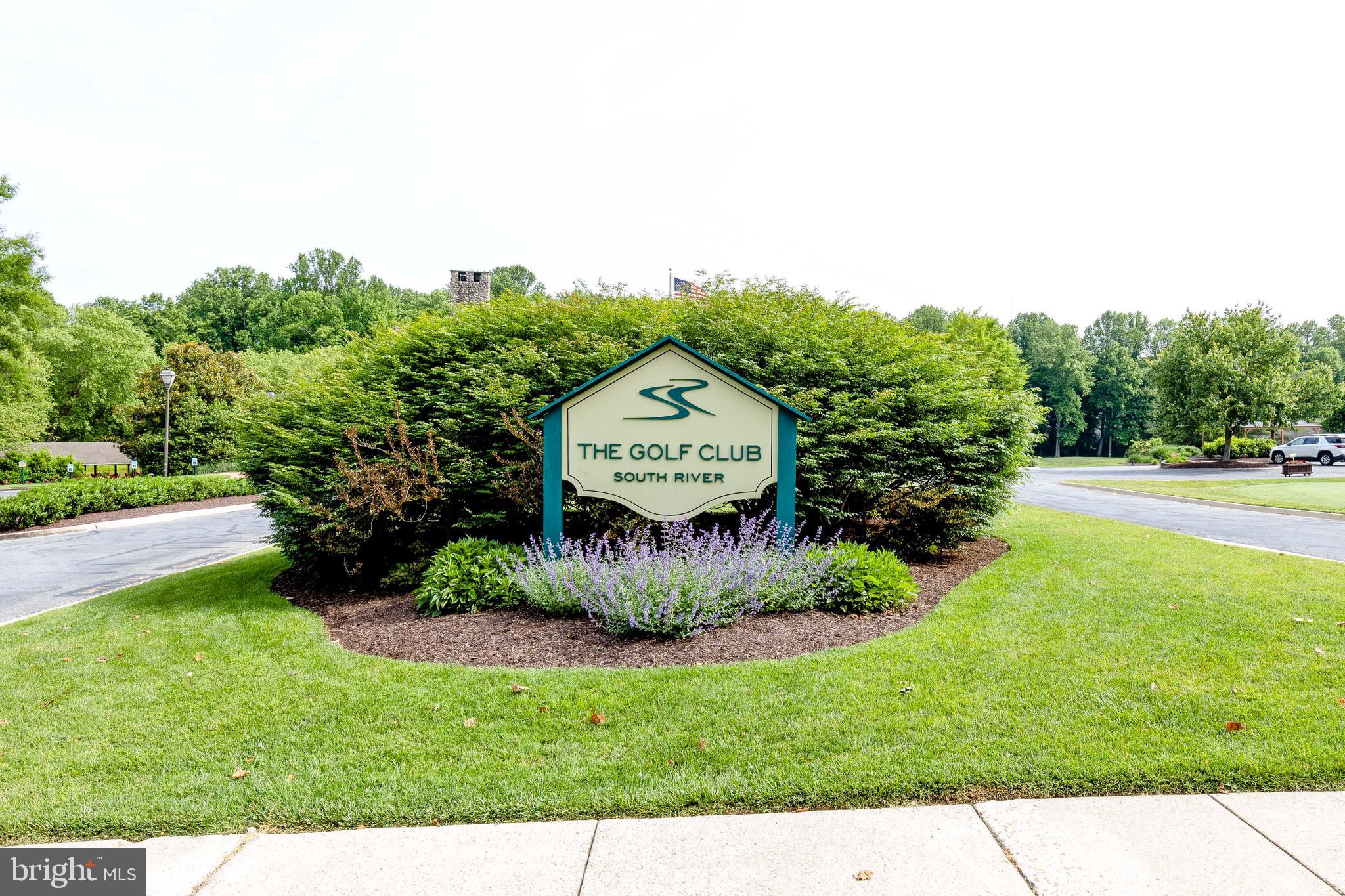 306 COLONY POINT PLACE