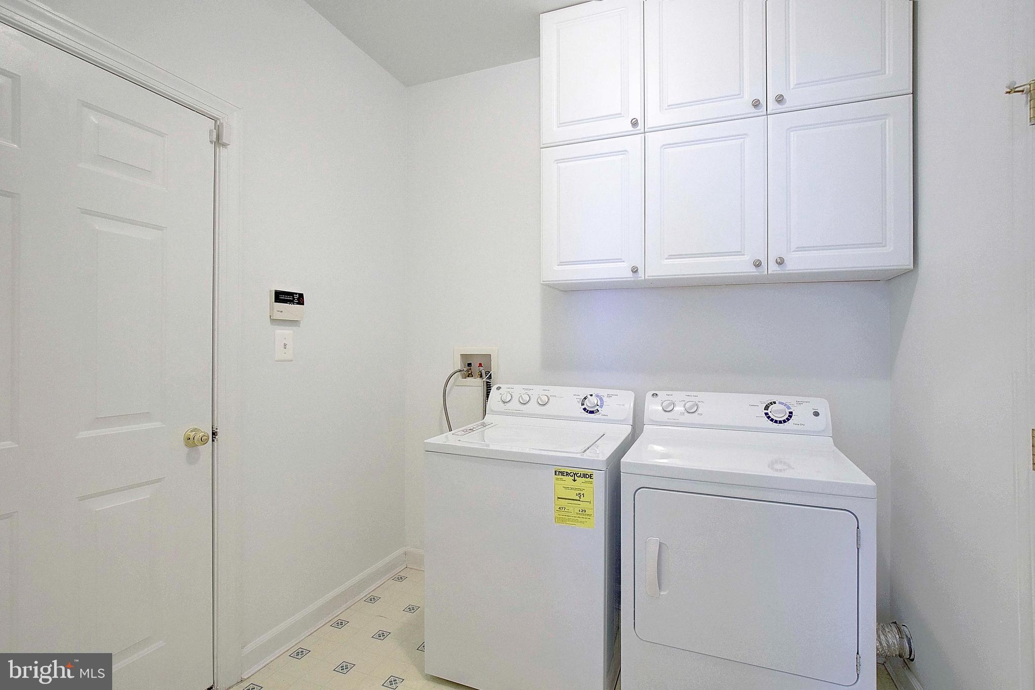 306 COLONY POINT PLACE