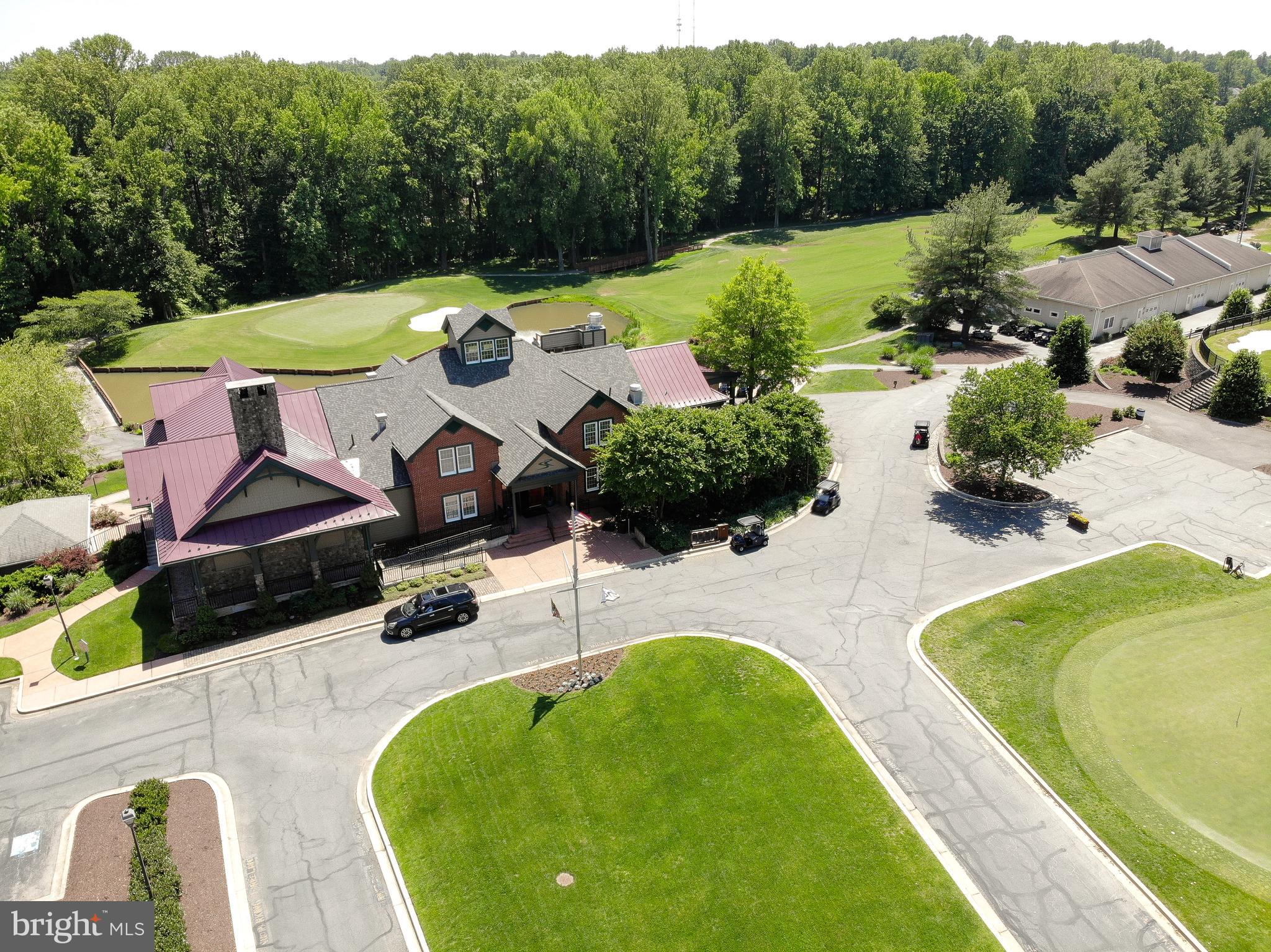 306 COLONY POINT PLACE