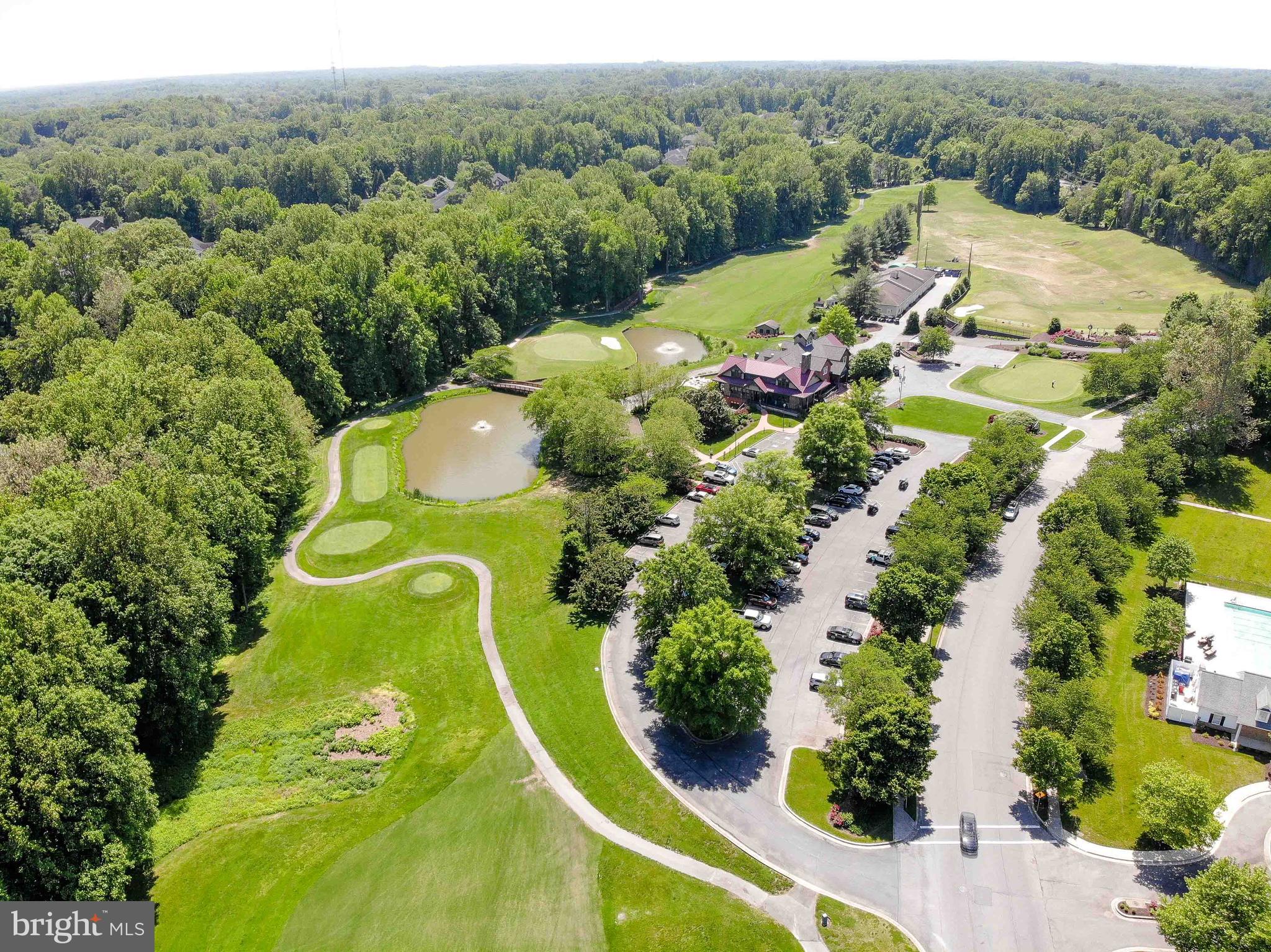 306 COLONY POINT PLACE