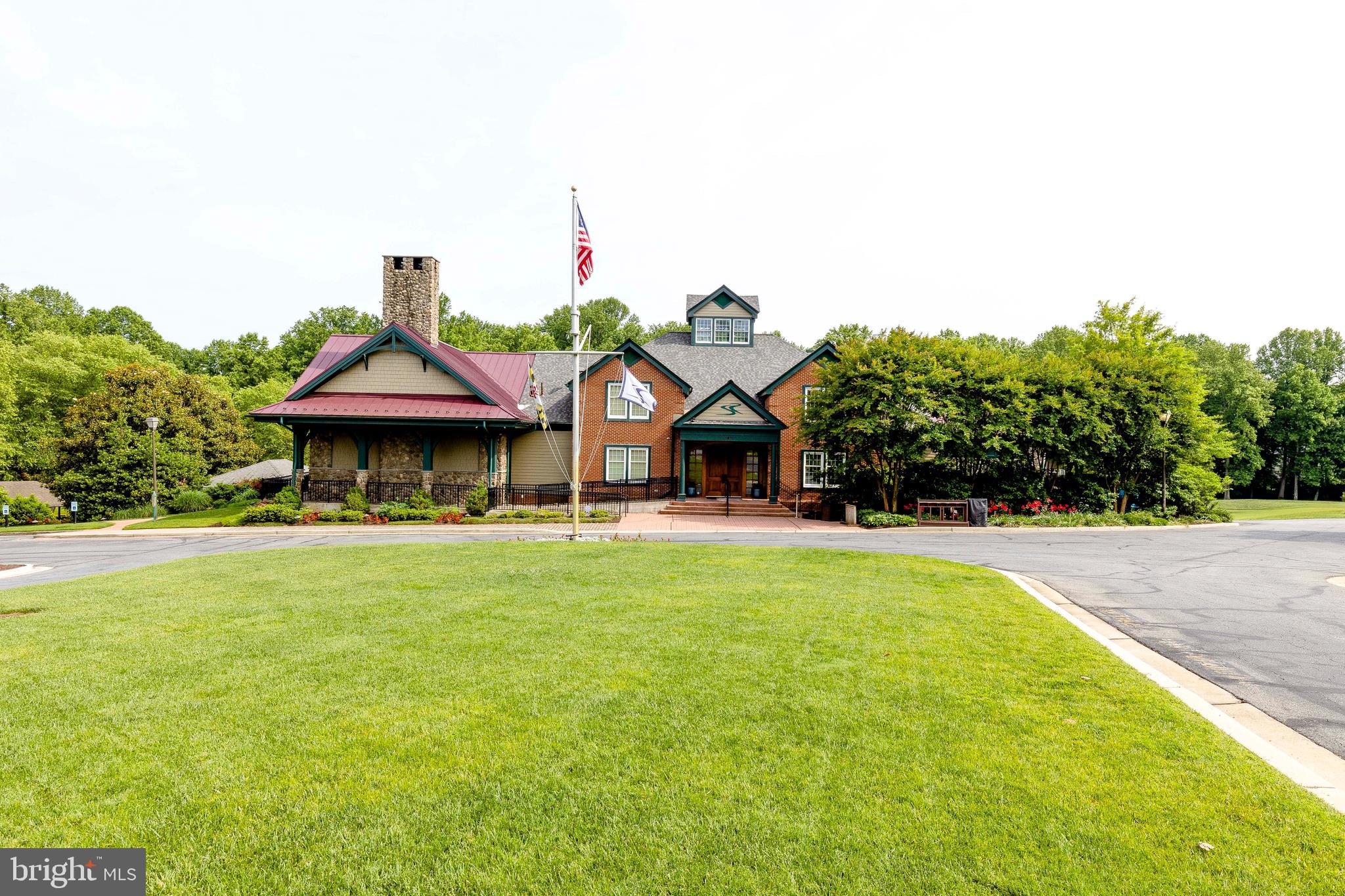 306 COLONY POINT PLACE