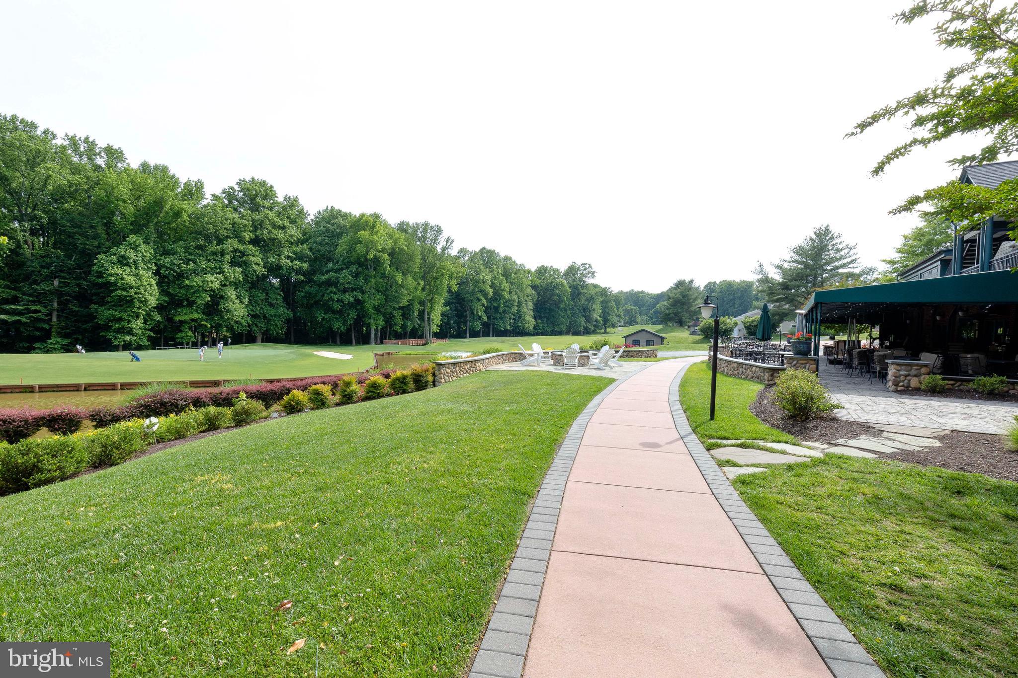 306 COLONY POINT PLACE