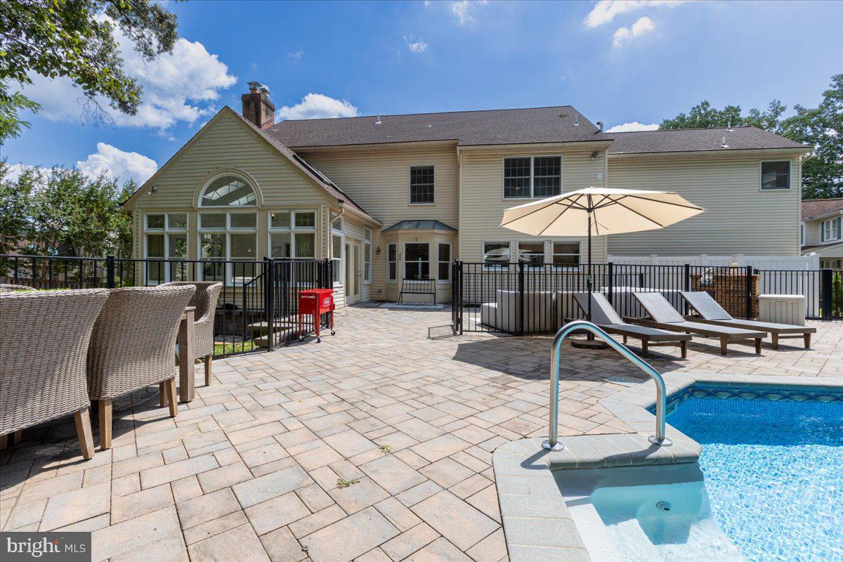 1022 NEW DAWN LANE