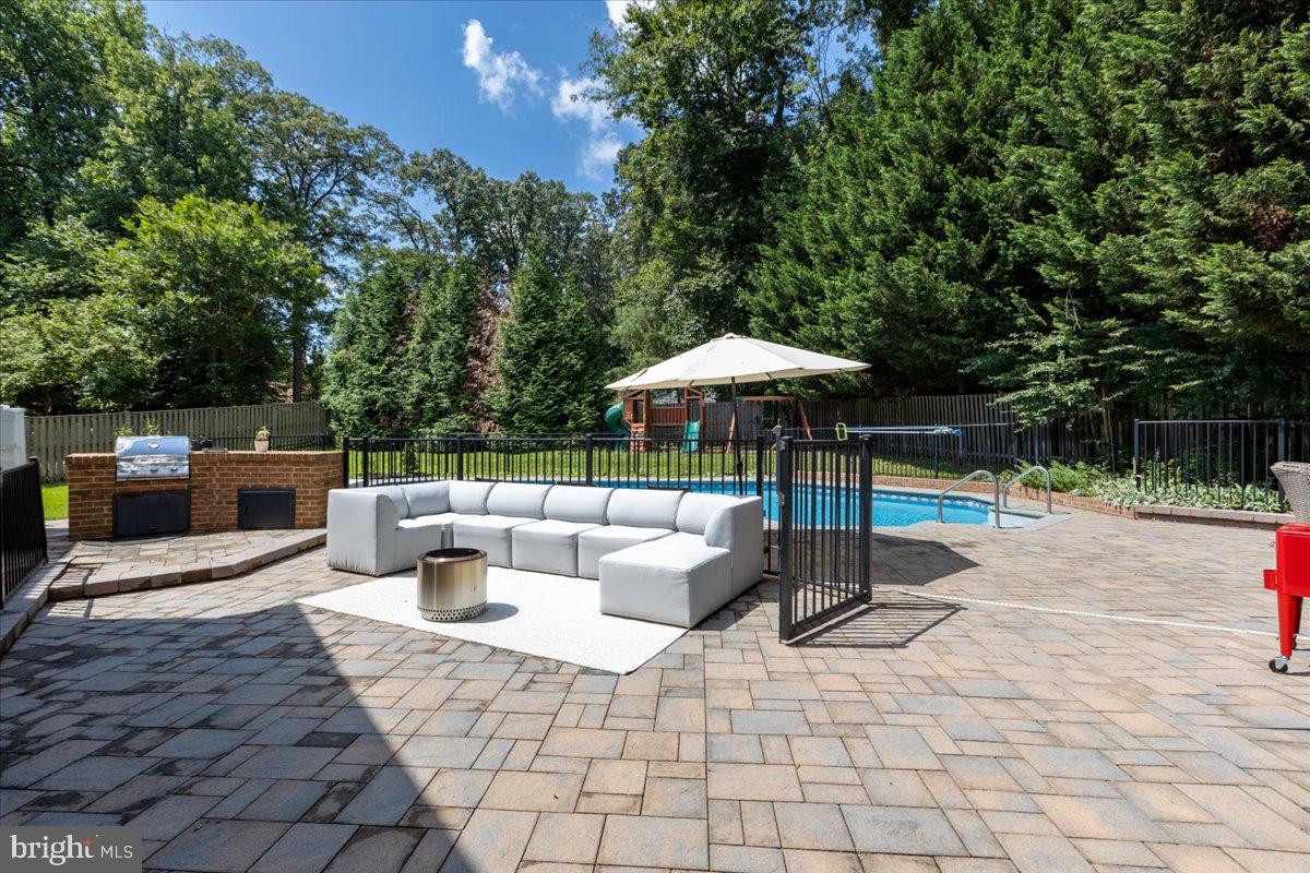 1022 NEW DAWN LANE