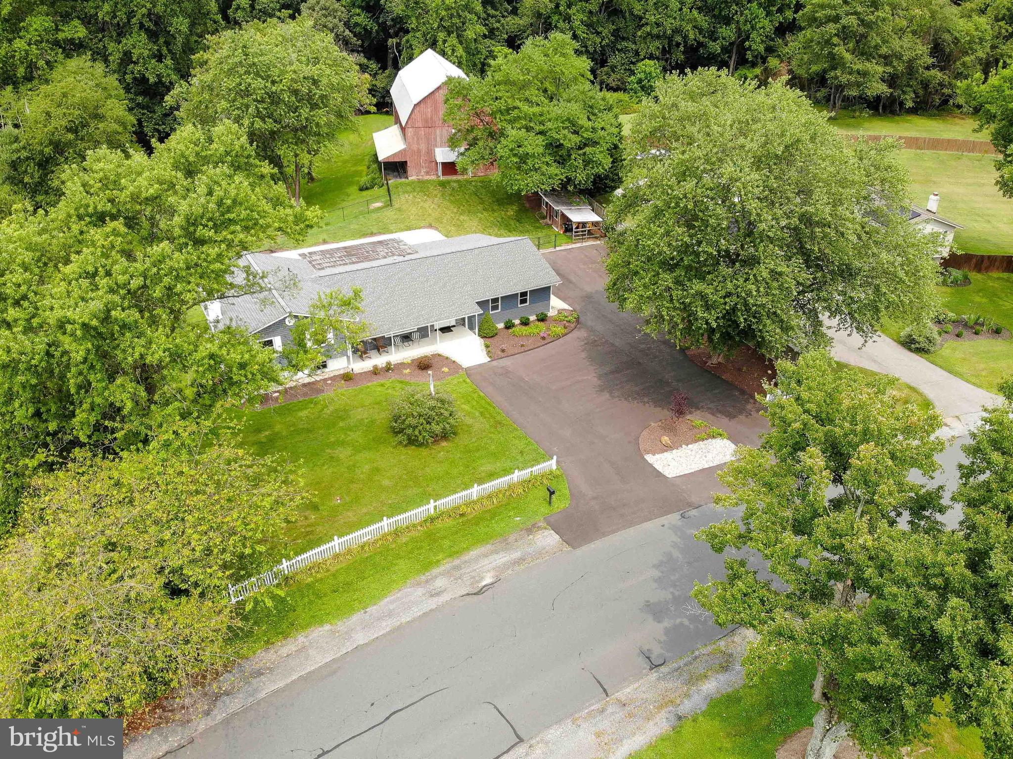 510 CORBIN PARKWAY