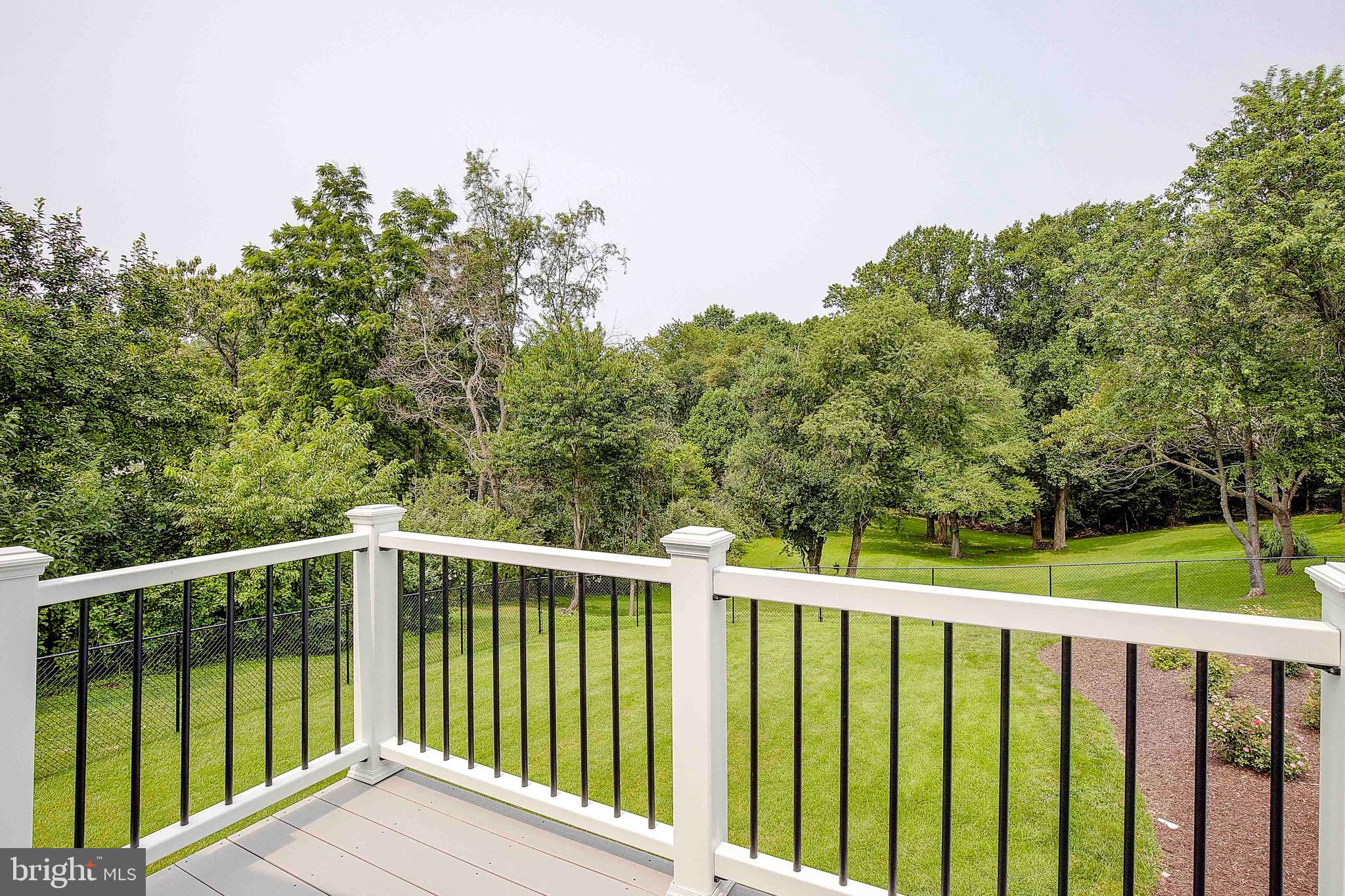 510 CORBIN PARKWAY