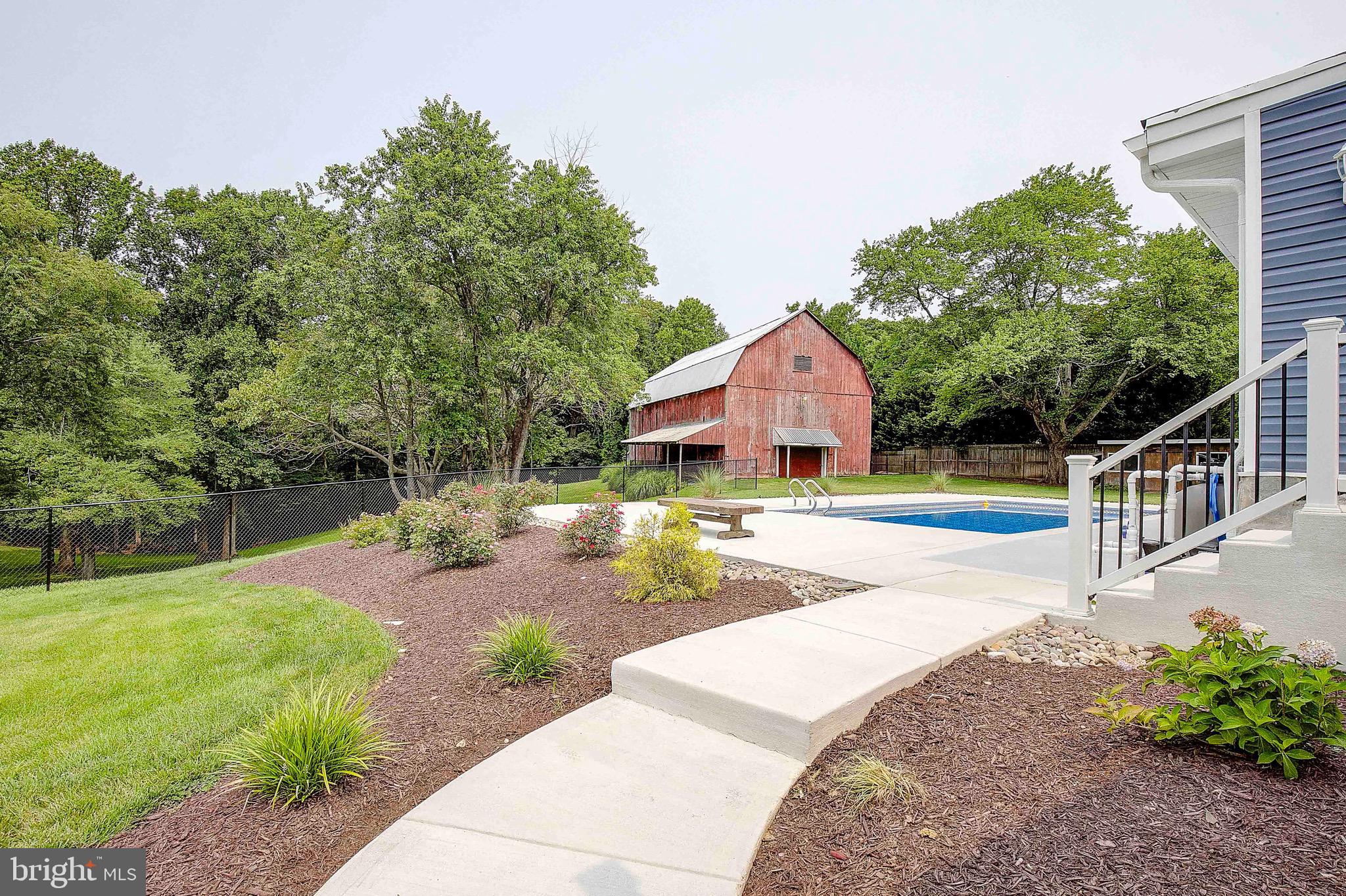 510 CORBIN PARKWAY