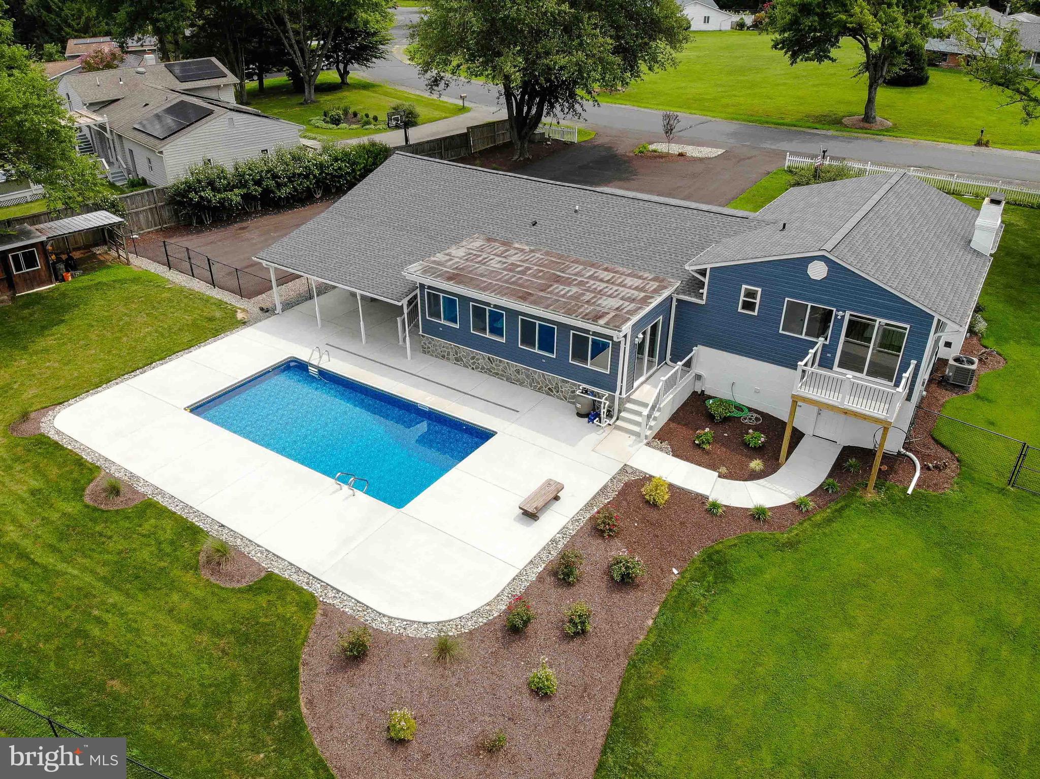 510 CORBIN PARKWAY